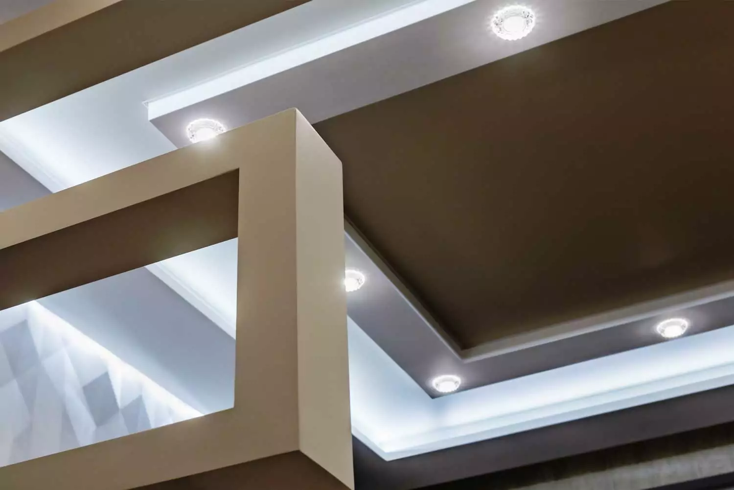abgehaengte_decke